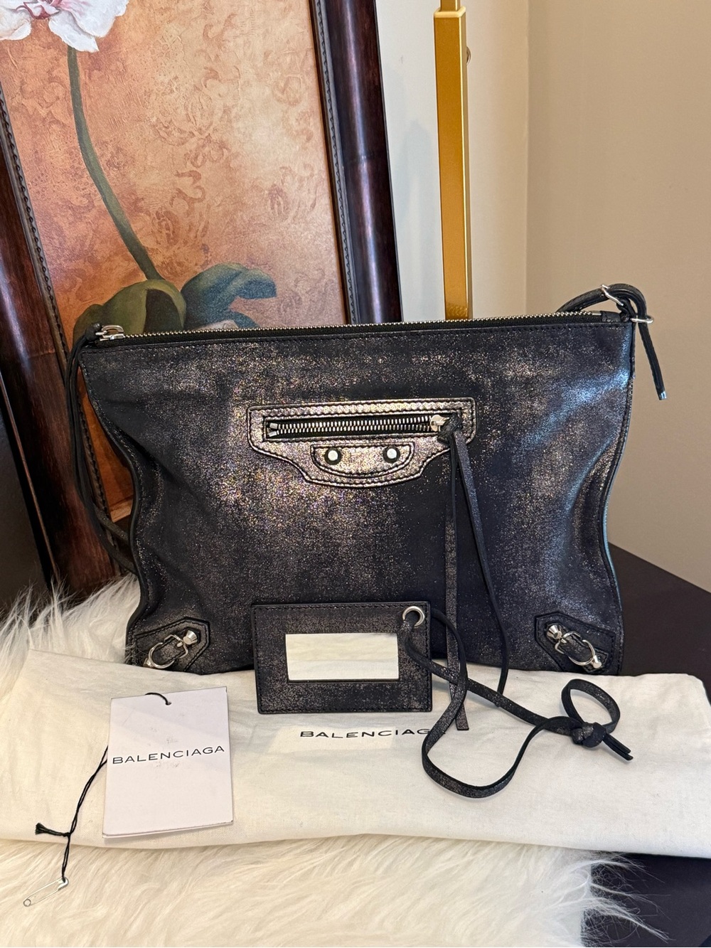 🌸 Balenciaga Metallic Calfskin Milky Way Papier Clutch🌸